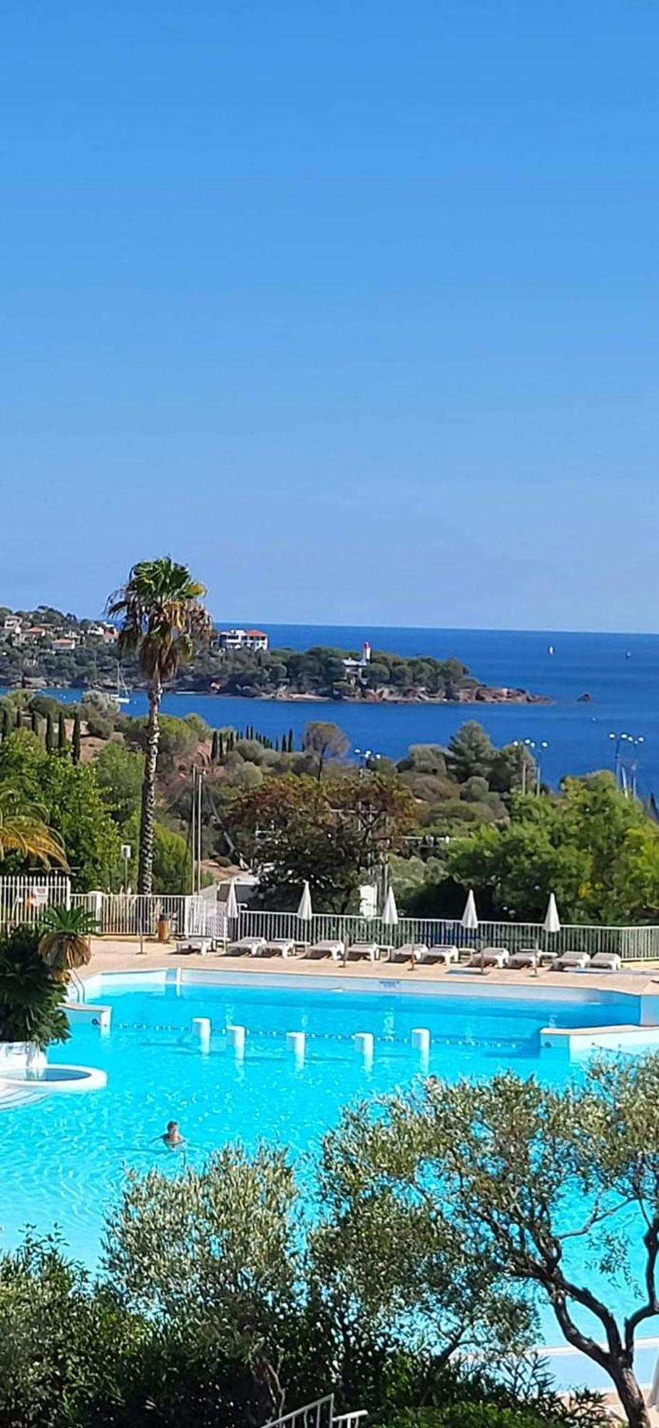 Vacances En Paradis Saint-Raphael  Exterior photo
